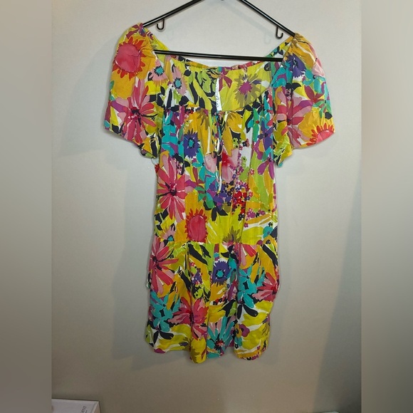 Trina Turk 2 colorful Feminine Tropical Silk Romper Shorts Off Shoulder Pocket - Picture 1 of 8
